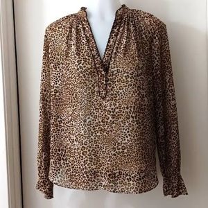 Rachel Roy cheetah 🐆 print v- neck blouse/ size S